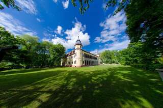 Фото Курортные отели Pałac Krobielowice г. Конты-Вроцлавске